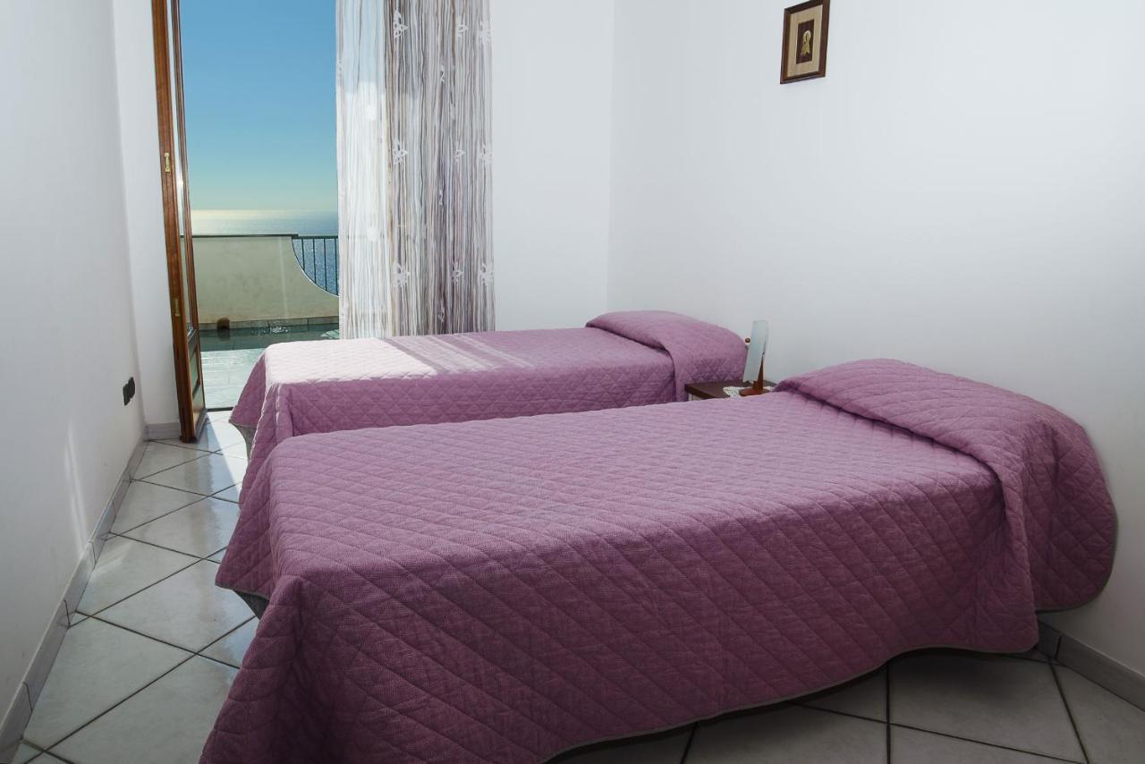 Moressas In Praiano Εξωτερικό φωτογραφία