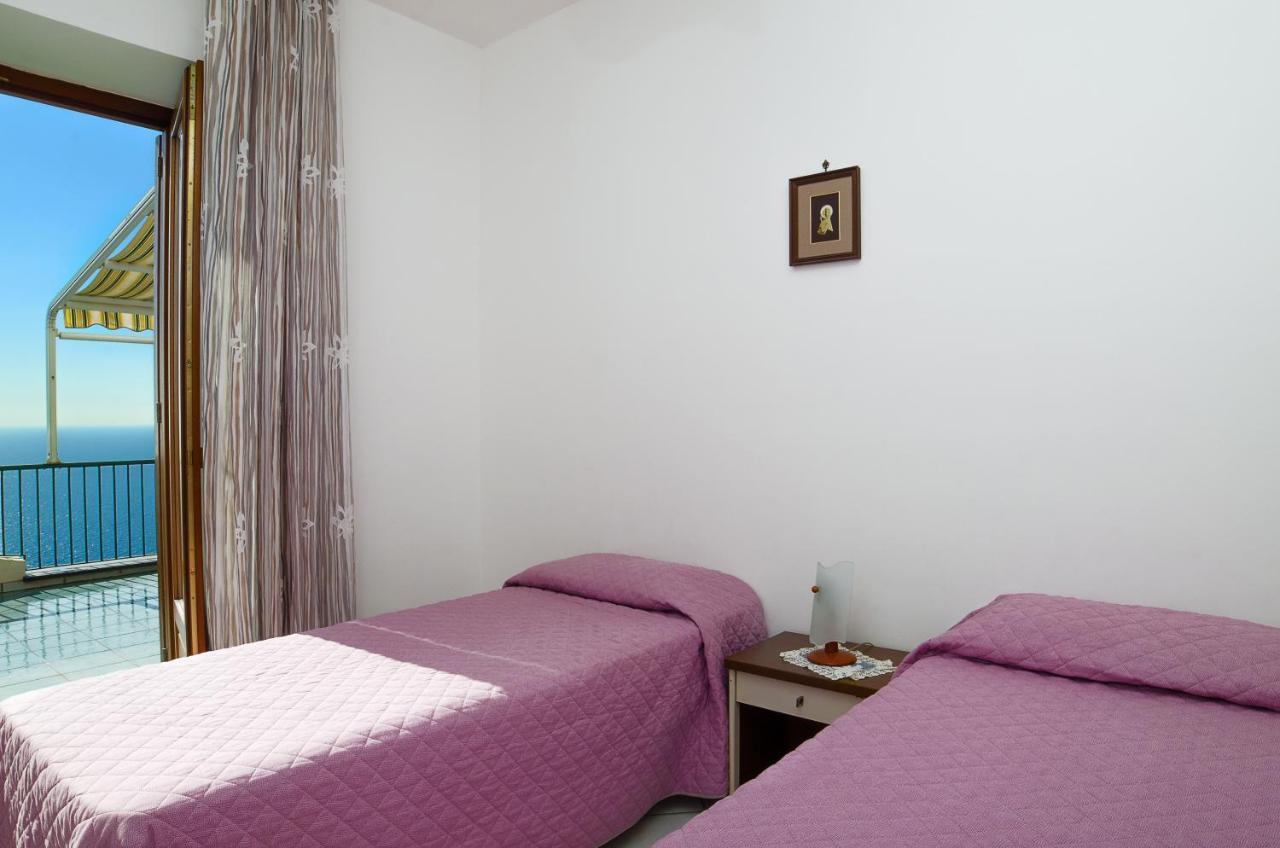 Moressas In Praiano Εξωτερικό φωτογραφία